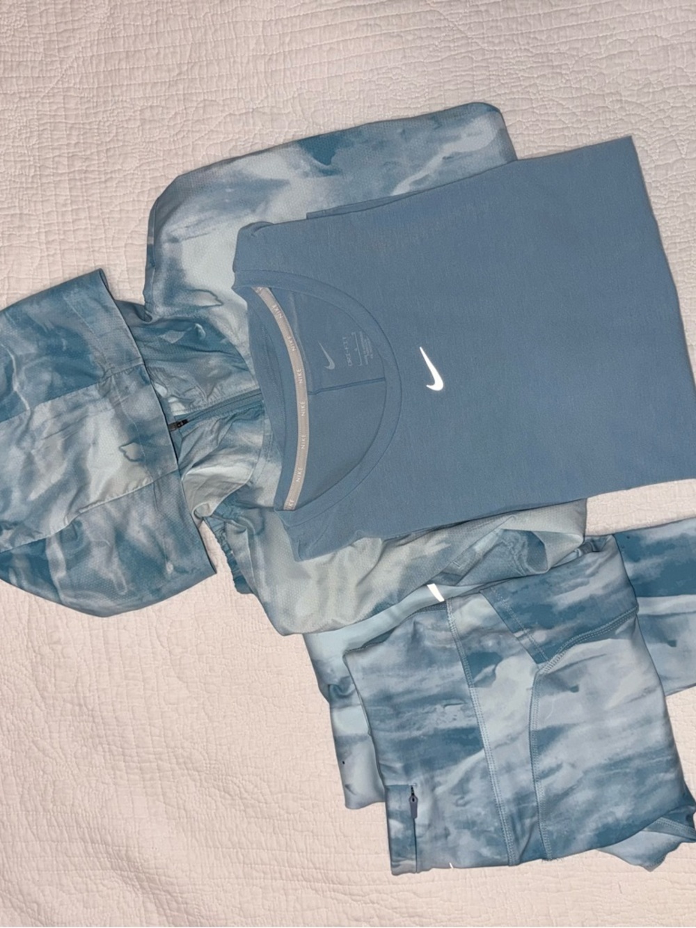 Nike Blue Tie-Dye Hoodie, Tank & Leggings Set - Picture 2 of 10